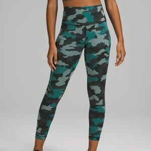 lululemon Wunder Train Leggings 25", Size 4, Blue Camo, NWOT